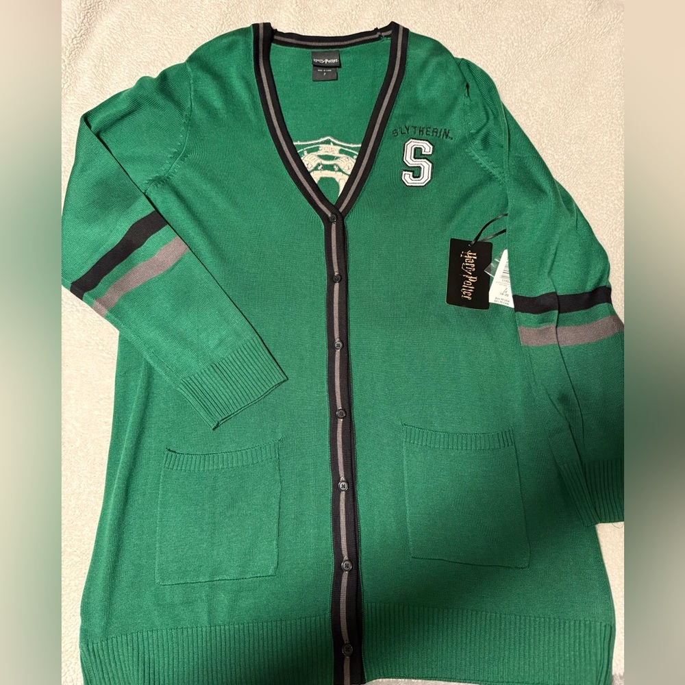 Harry Potter, Slytherin, cardigan.